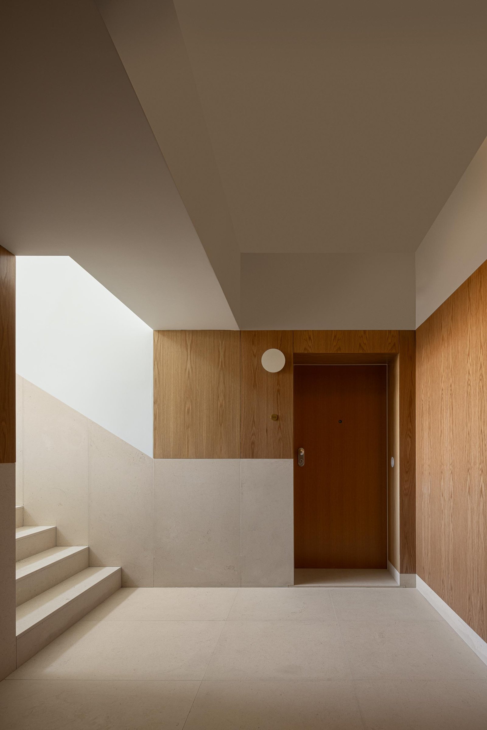 Hintze Ribeiro Residential Building